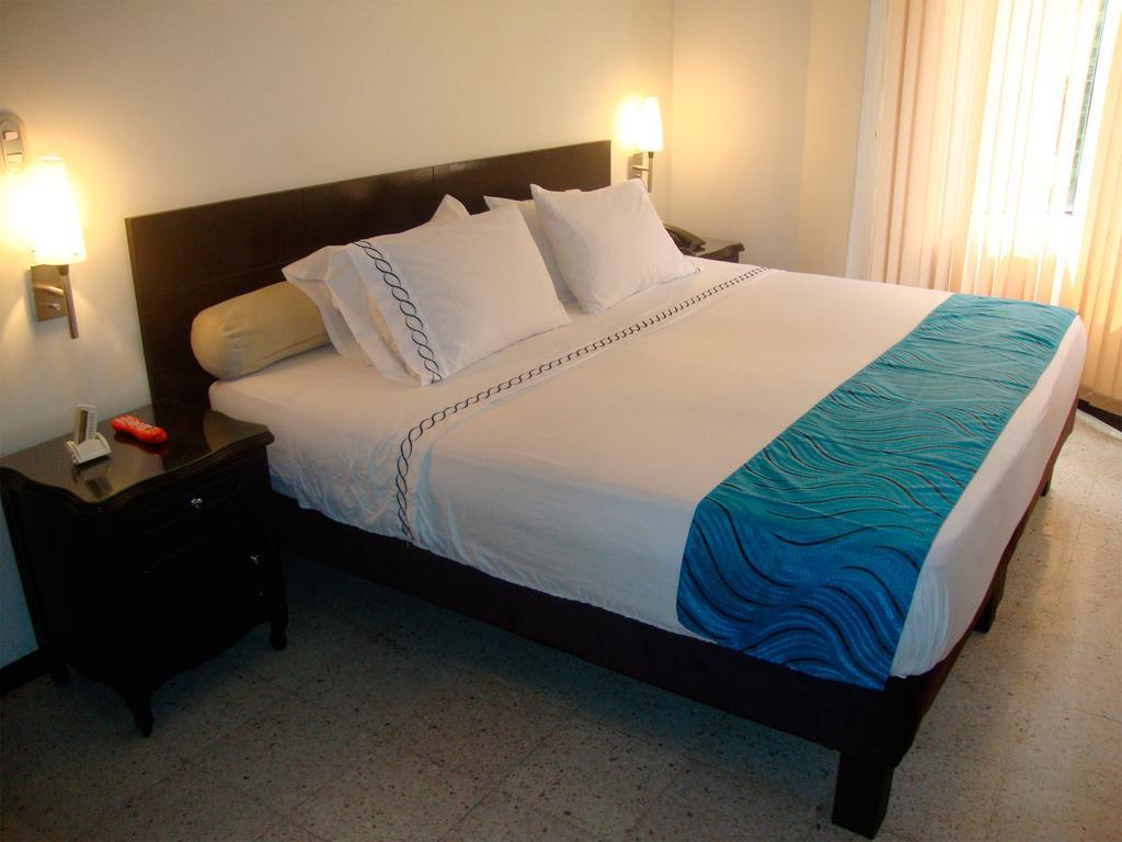 Granada Inn Hotel カリ 部屋 写真